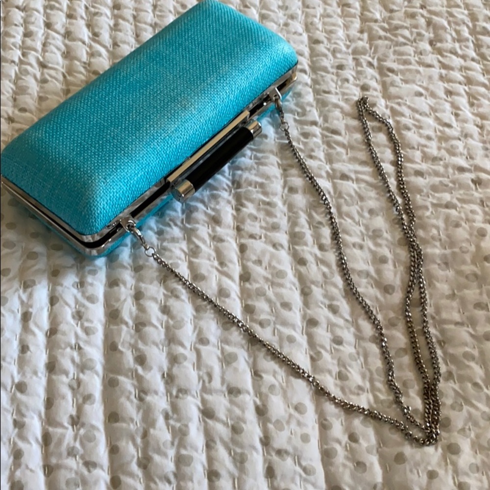 DVF Clutch with chain crossbody option - Picture 3 of 3